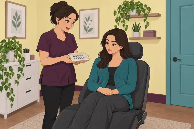 Lash Quiz shows a tray of lash clusters.